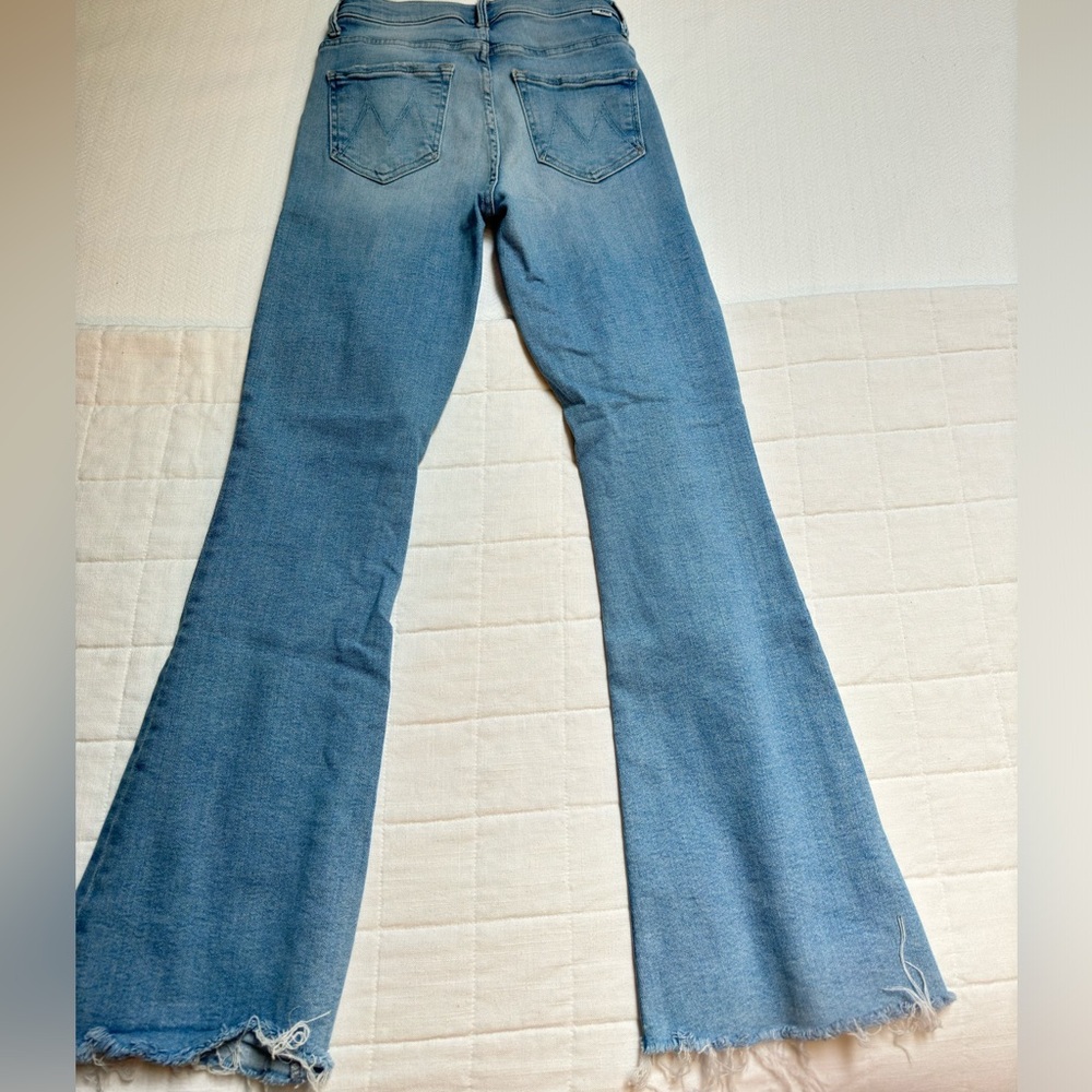 MOTHER Denim The Weekender Fray in California Cruiser